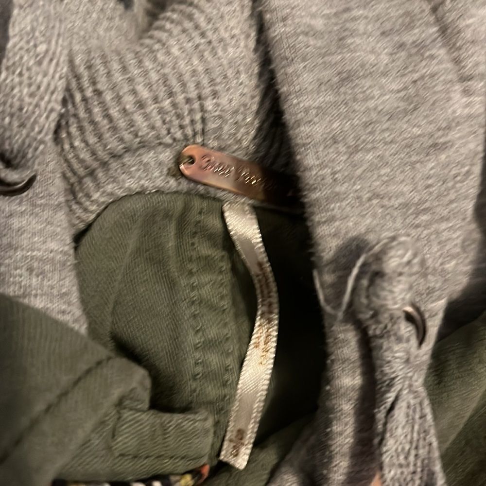 Free People Distressed Green Embroidered Detailing Boho Gray Hoodie Crop Jacket - Picture 11 of 12